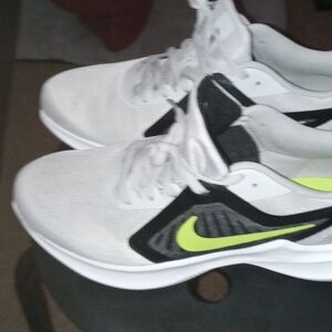 Men nike size 9